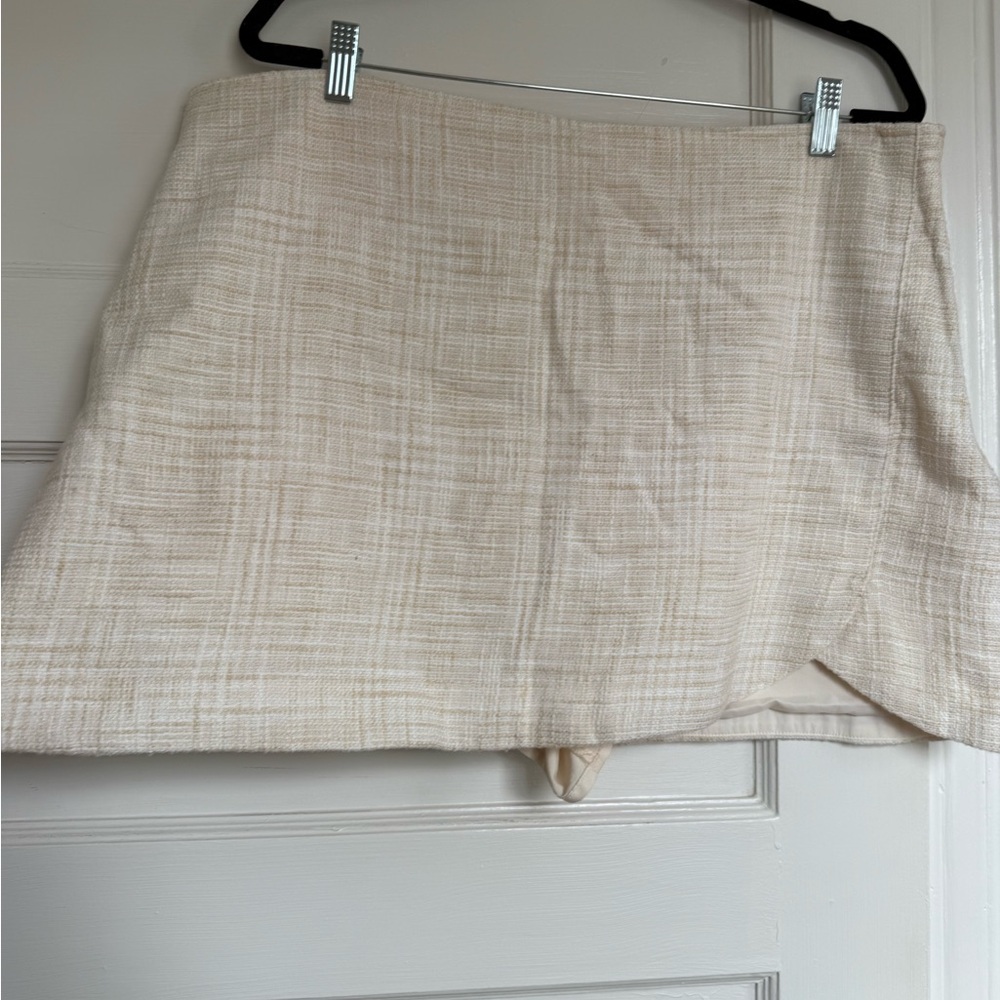Beige Plaid Mini Skort